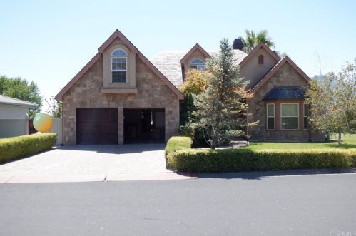 8391 Paradise Valley Blvd, Lucerne, CA 95458-8541