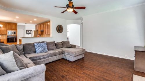 2104 Stevenson Ln, Lewisville TX  75028-3739 exterior