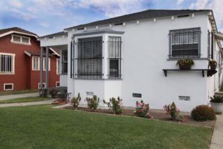 201 84th Pl, Los Angeles, CA 90003-3027