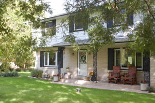 3500 Southland Dr, Hales Corners, WI 53132-8437