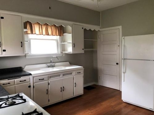 433 Jackson St, Monongahela PA 15063-2448 exterior