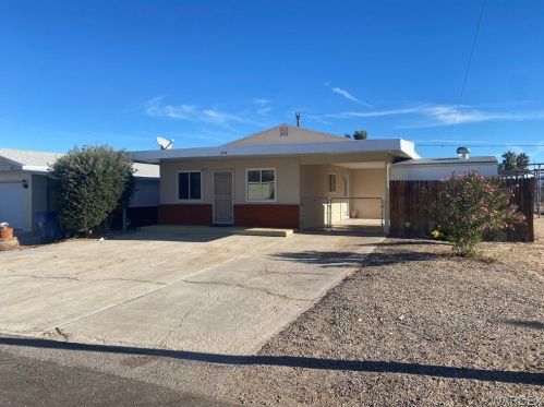 1934 Riverside Dr, Bullhead City, AZ 86442-4652