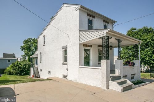 317 Coates St, Norristown, PA 19405-1605