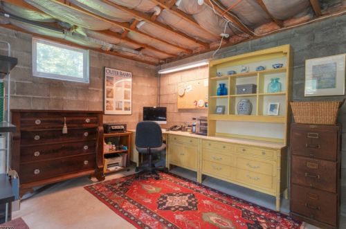 327 Longview Acres Ct, Fredon NJ  07860-6210 exterior