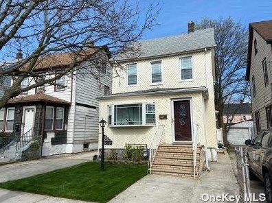 109-87 203rd St, Jamaica, NY 11412-3422
