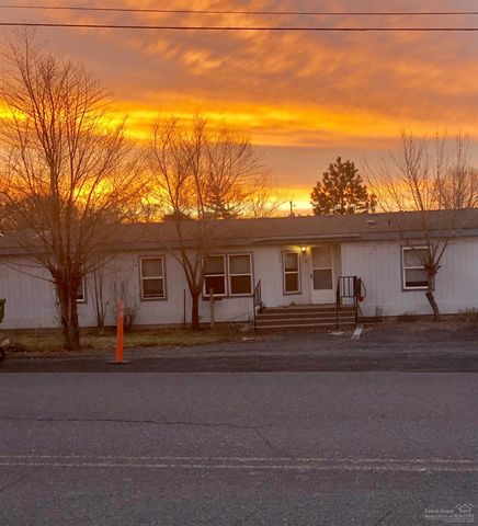 445 Butte Ave, Metolius, OR 97741-2339