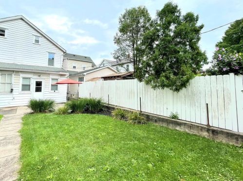 435 Washington St, Slatington PA  18080-1928 exterior