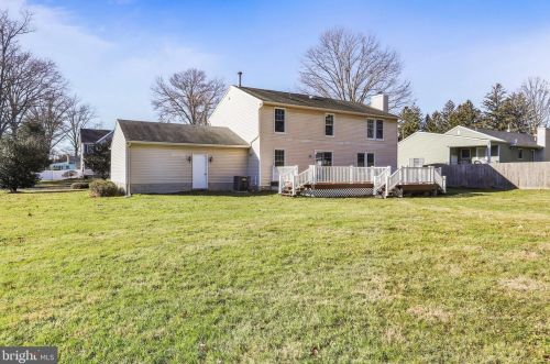 554 Hinckle Ave, Trenton NJ  08628-2805 exterior