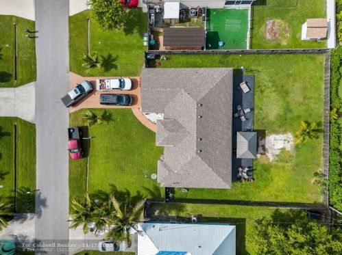 1889 Whipple Ave, Fort Pierce, FL 34953-5156