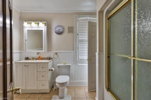 1814 Washington Blvd, Easton PA  18042-4633 exterior