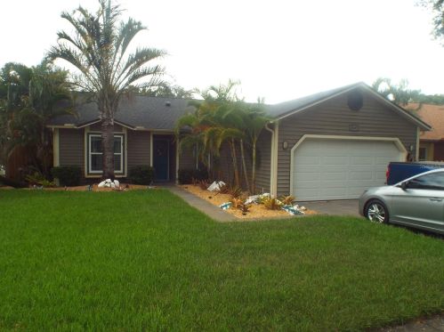 3689 Montclair Dr, Palm Harbor, FL 34684-4726