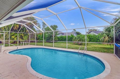 548 Ibis Way, Naples, FL 34110-1183