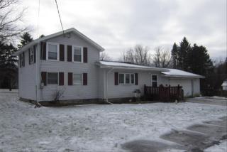 411 Leitch St, Fulton, NY 13069-2110