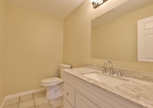 10337 Paddys Run Rd, New Haven OH  45030-9709 exterior