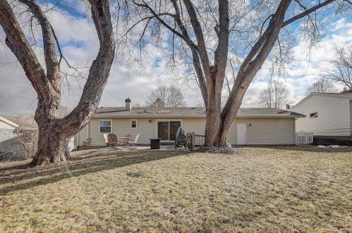 2506 Westbrook Ln, Madison WI  53711-4169 exterior