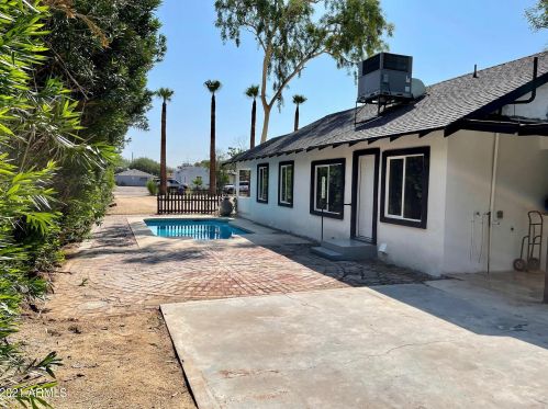 5640 8th St, Phoenix AZ 85022-1197 exterior