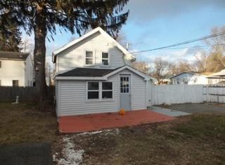 18 Lawn St, Springfield, MA 01108-3210