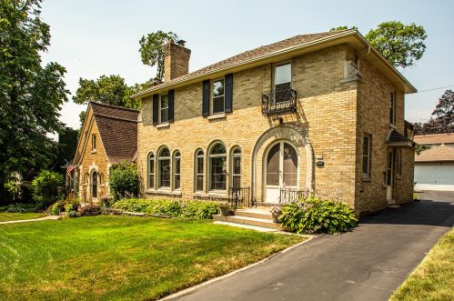 139 86, Milwaukee WI 53214-4356 exterior