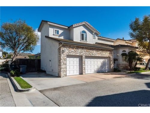 2927 Carson St, Torrance, CA 90503-6142
