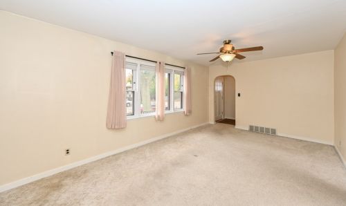 1612 Bradford Ave, Milwaukee, WI 53211-4303