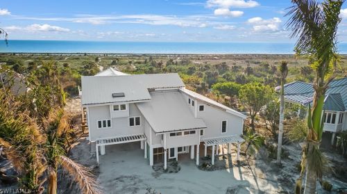 1320 Seaspray Ln, Sanibel FL  33957-2619 exterior
