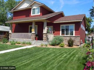 3858 Noble Ave, Minneapolis, MN 55422-2110