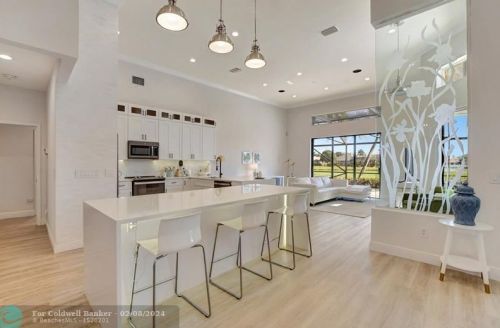 10595 Stonebridge Blvd, Boca Raton FL  33498-2002 exterior