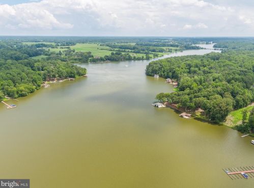 26605 Pennfields Dr, Madison Mills VA  22960-3669 exterior