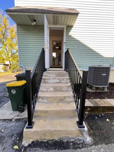 1130 Trexlertown Rd, Breinigsville PA  18031-1667 exterior