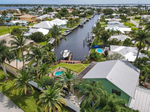 1489 Seahawk Way, Palm City FL  34990-4249 exterior