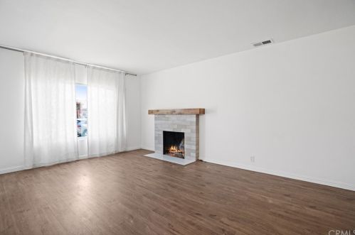 4835 122nd St, Hawthorne CA  90250-3507 exterior