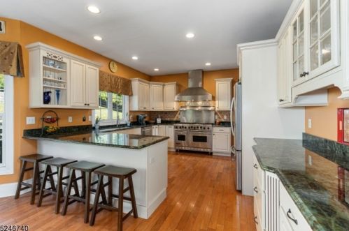 54 Morris Ave, Fredon NJ  07860-4900 exterior