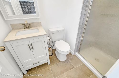 462 Vine St, Bricktown NJ  08723-6243 exterior