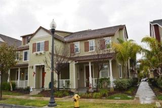630 Green River St, Oxnard, CA 93036-5318