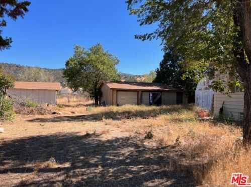 21802 State Highway 202, Tehachapi CA  93561-8645 exterior