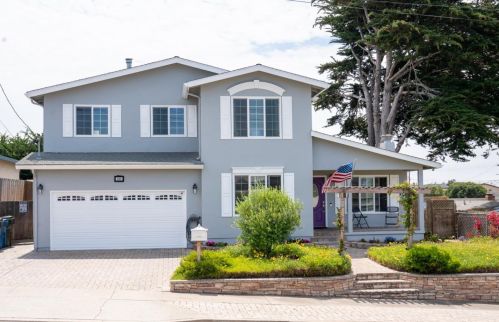 488 Ferris Ave, Marina, CA 93933-4022
