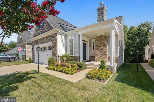 12429 Regiment Ln, Fredericksburg, VA 22407-5204