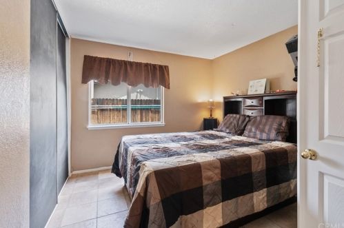 8512 Rosemary Dr, Riverside CA exterior