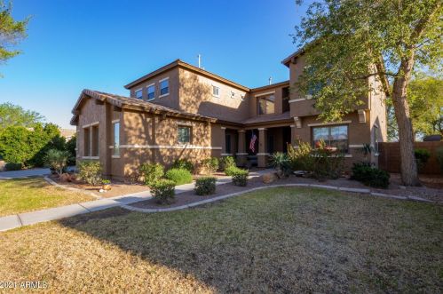 18745 Druids Glen Rd, Queen Creek, AZ 85142-6459