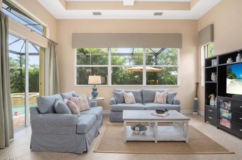 6501 Caldecott Dr, Naples FL  34113-3196 exterior