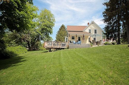 11 King Ave, Monson, MA 01057-1405