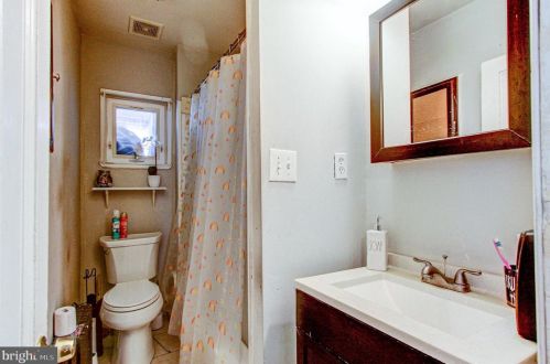 558 Stanbridge St, Norristown PA  19401-5312 exterior