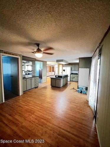 610 Dolphin Cir, Sebastian FL  32976-2591 exterior