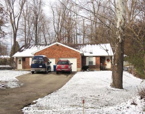 85 Chapel Rd, Amelia, OH 45102-1735