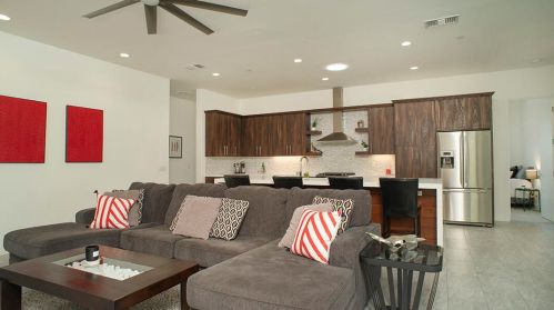 54685 Avenida Juarez, La Quinta CA  92253-3770 exterior