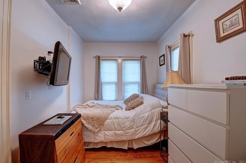 44 Newton Ter, Waterbury CT  06708-1919 exterior