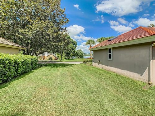 1285 Wellington Ter, Maitland FL  32751-3465 exterior