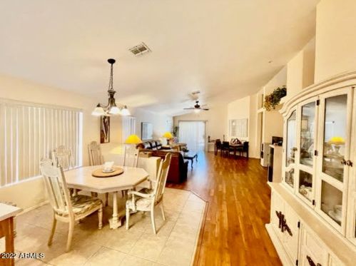 3608 Villa Linda Dr, Glendale, AZ 85310-4325