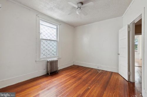 5509 Marshall St, Philadelphia PA  19120-2714 exterior