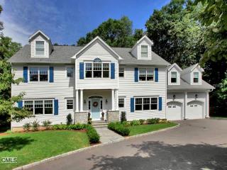 308 Wilton Rd, Westport, CT 06880-1427